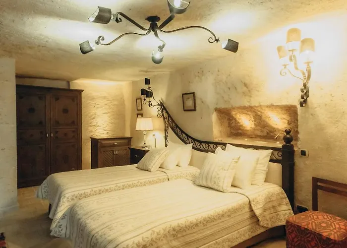 Hush Cappadocia Hotel *