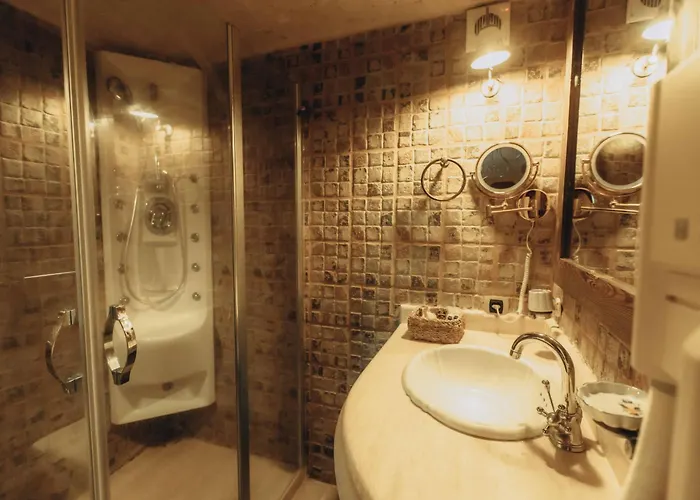 Hush Cappadocia Hotel *