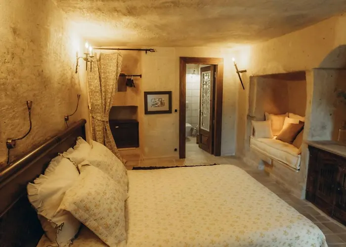 Hush Cappadocia Hotel *